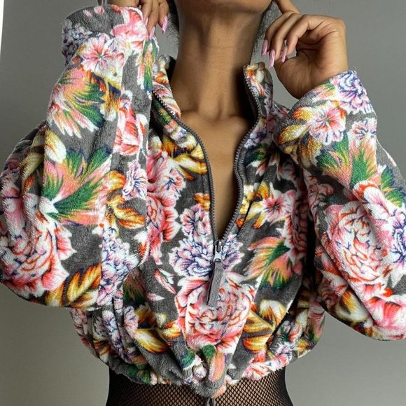 Urban Outfitters Plush Floral 1/2 zip Crop Fleece Sweatshirt - Picture 9 of 9